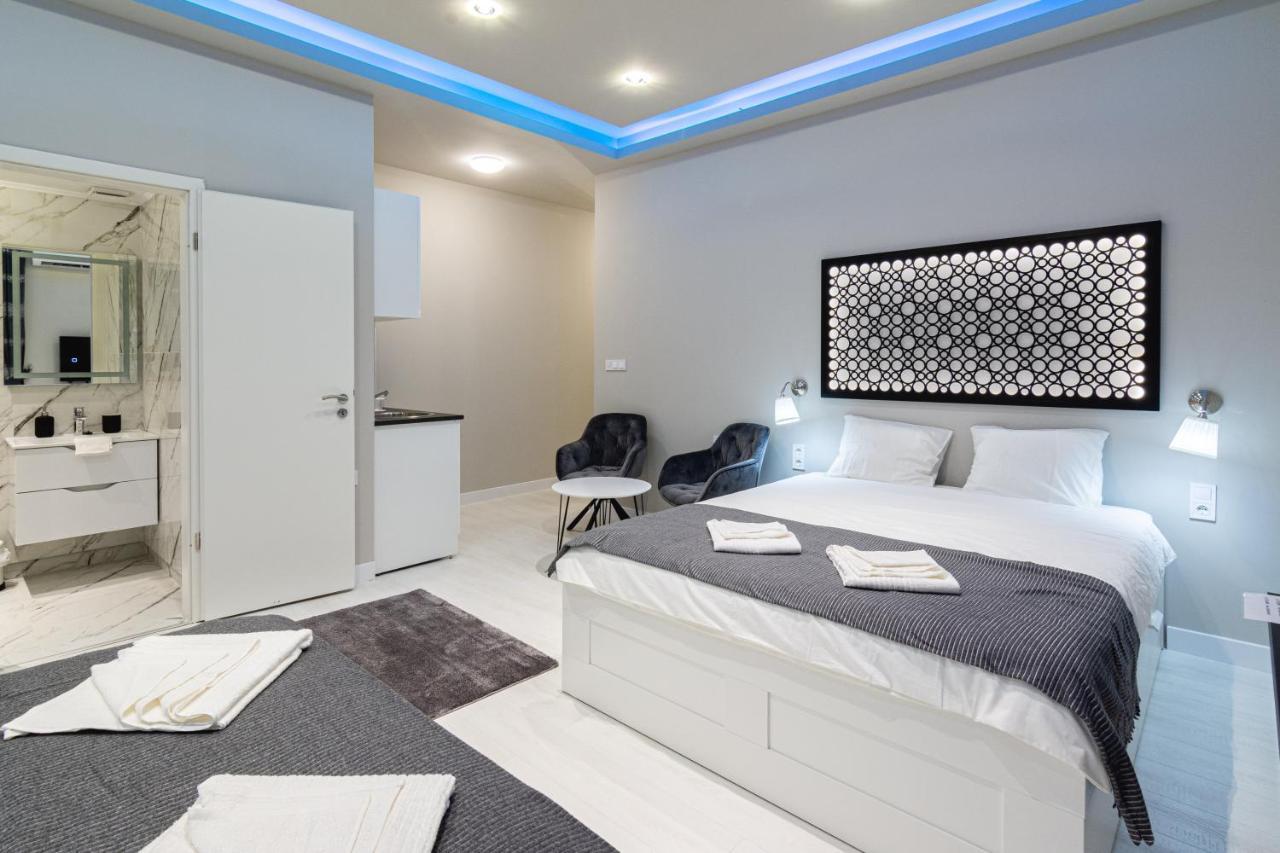 The Royals Downtown Apartamento Budapeste Exterior foto